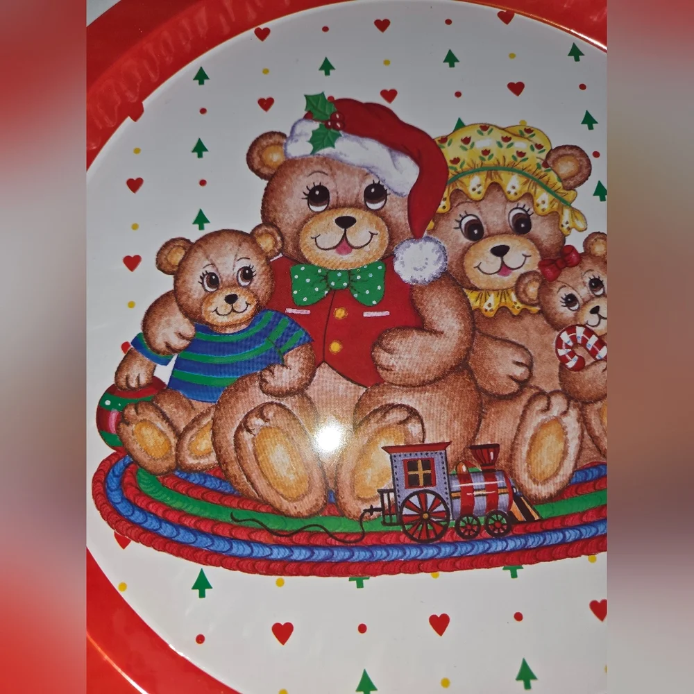 Vintage GIFTCO Metal Christmas Tray, Teddy Bear Family, 13” Diameter